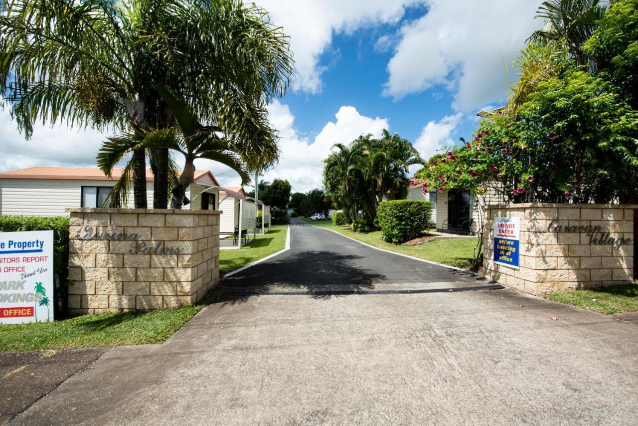 Sarina Palms Caravan And Cabins Village Exterior foto